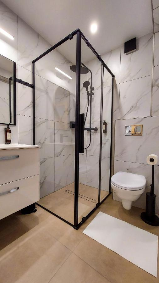 Villa Baranowka - Apartament #8 By Shortstaypoland Ratulow Exterior photo